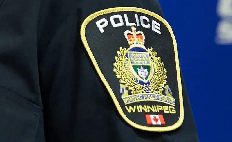 Bus rider stabs Winnipeg Transit operator, prompting police investigation