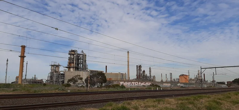 PDVSA Refining Runs at a Third of Capacity Even as Venezuela’s Crude Output Recovers