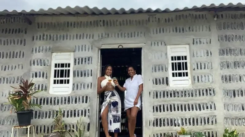 Brazilian mother and daughter built seven-bedroom home from 8,000 glass bottles