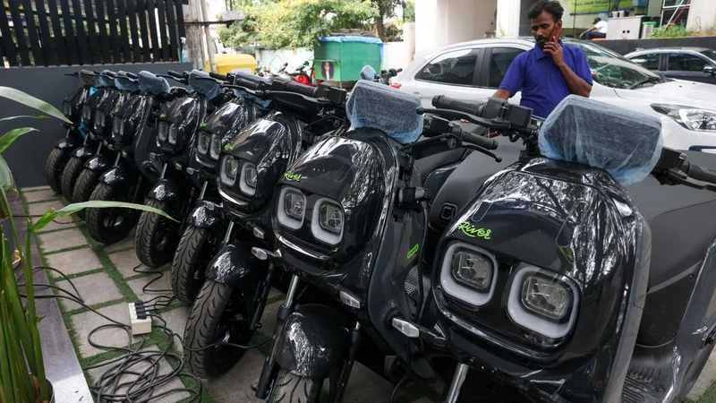 Overall EV retail sales in July 2026 surge 66% to 3.28 lakh units