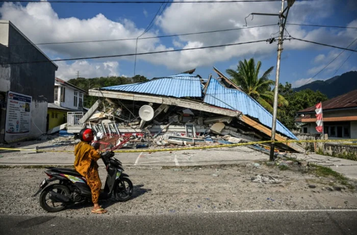 Nearly 13,000 displaced by deadly Indonesian quake
