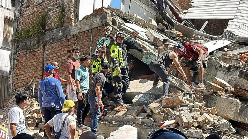 Colombia earthquake live: Magnitude 7.4 quake strikes near Bogota, 47 dead