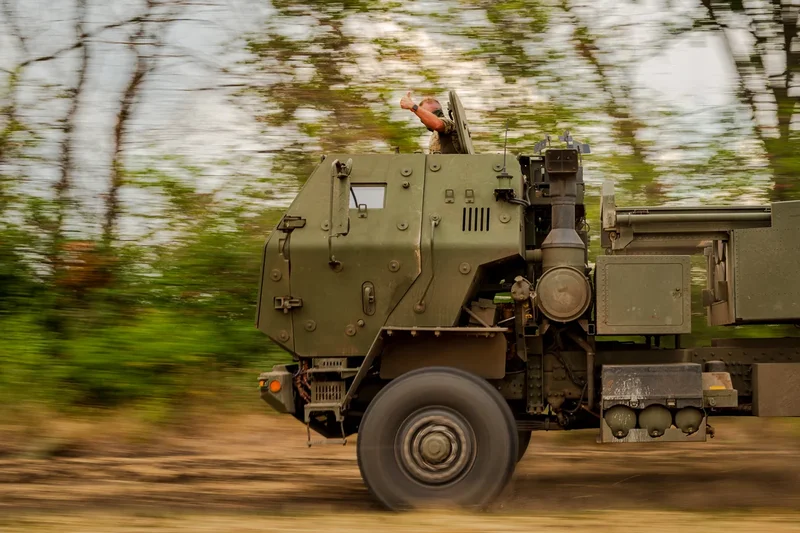 Ukrainian HIMARS crew fires and moves on as it tries to avoid detection, in photos