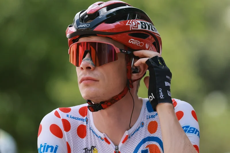 Jonas Vingegaard ruled out for season as Visma-Lease a Bike provide injury update