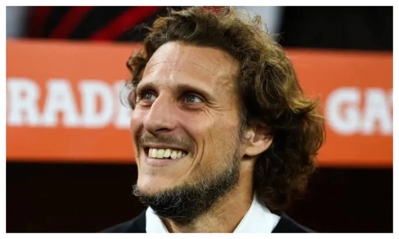 Ex-Man Utd striker, Diego Forlan lands new managerial job