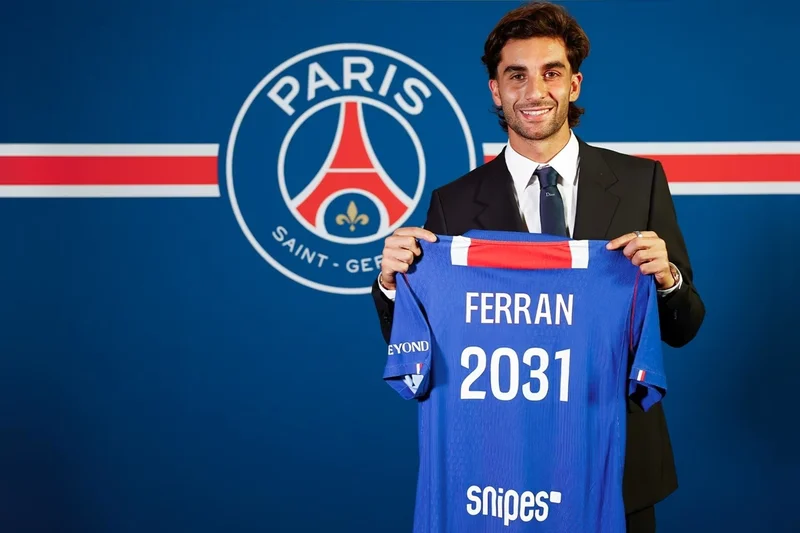 Ferran Torres joins PSG from Barcelona on contract through 2031