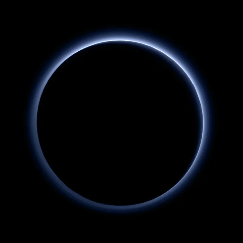 Scientists Watch as a Distant World's Atmosphere Shrinks and Thins