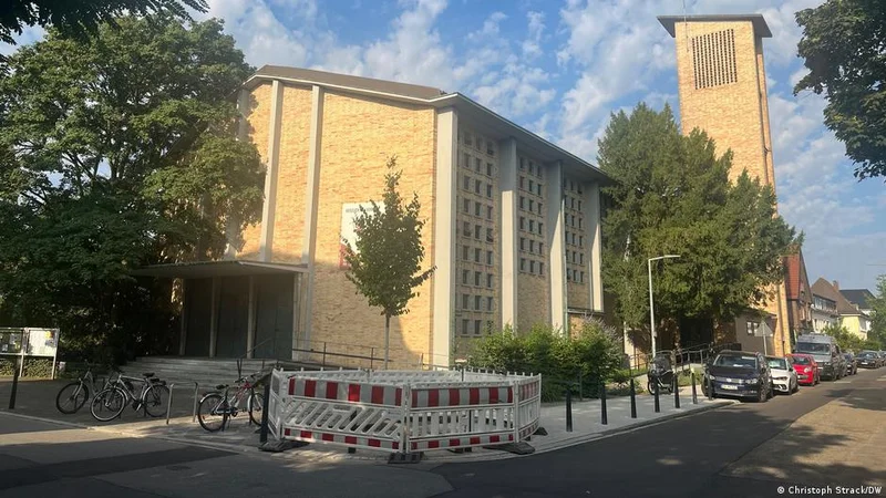 When German Catholics and Protestants share a church