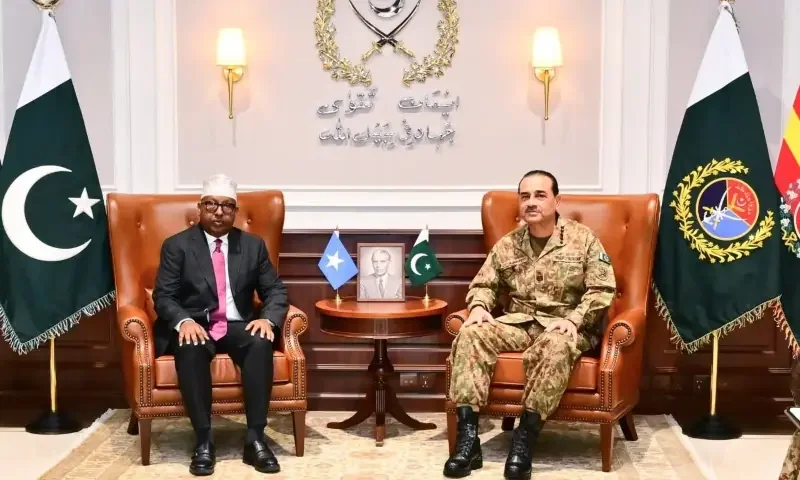 CDF Munir discusses enhancement of defence, security cooperation with Somalia: ISPR