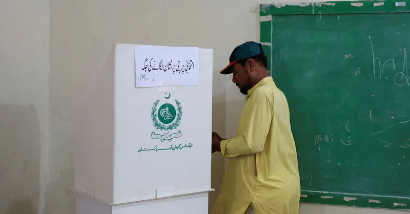 Pakistan's ruling party poised to win Kashmir elections amid deadly clashes, analysts say