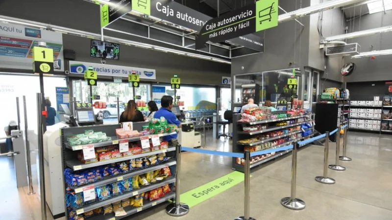 Falabella and Cencosud Shed About 5,000 Jobs in the First Half of 2026