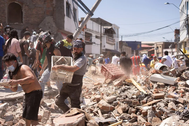 47 dead and buildings collapsed after 7.4-magnitude quake hits western Colombia