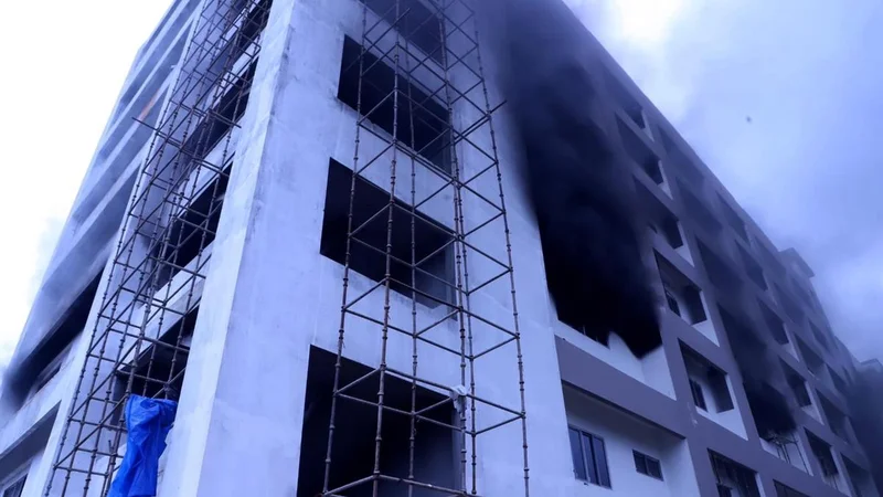 Fire breaks out at under-construction building at Thrissur Medical College Hospital