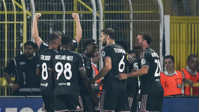 Fenerbahce fight back against Lyon as Greenwood scores Champions League equaliser