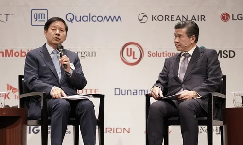 Finance chief stresses Seoul's active commitment to U.S. investment plan