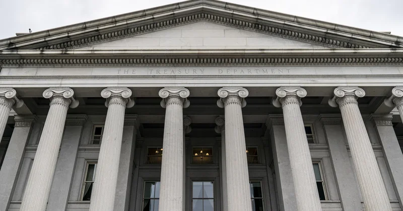 U.S. targets Iran's banking system, companies with new sanctions
