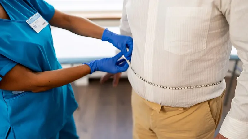 Your waistline could reveal a hidden heart risk your BMI misses, major study finds