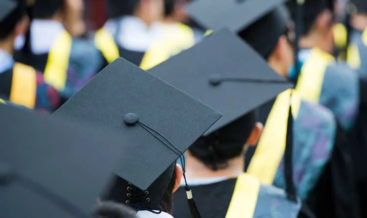 A Peruvian Student Built a Free ‘Tinder for Scholarships’ — 15,000 Have Used It