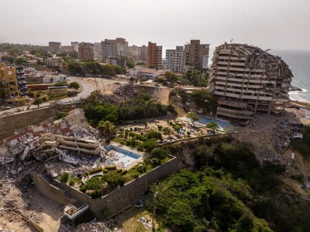 Venezuela twin earthquakes death toll rises to 6,301