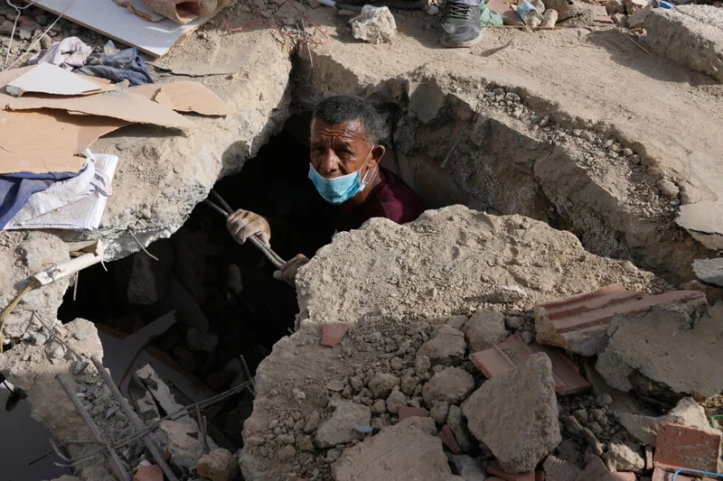 Colombia’s earthquake is déjà vu for Venezuelans. The government response is anything but