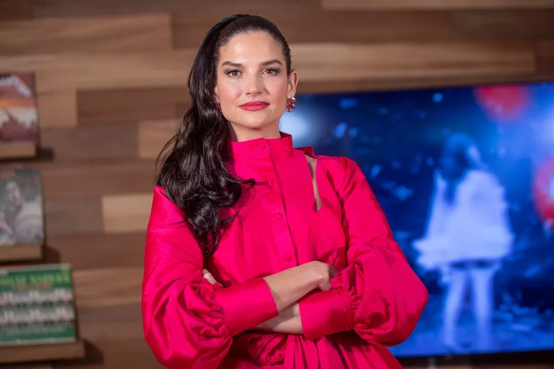 Natalia Jiménez Returns to Lima After a 10-Year Absence