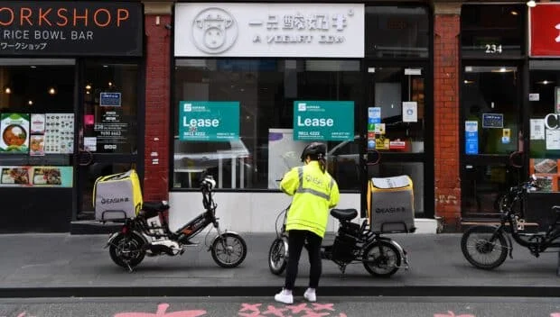 Australian delivery drivers win 'world-leading' pay rise