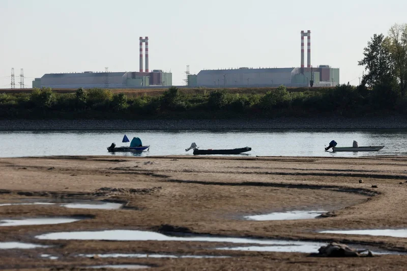 Hungary faces nuclear plant crisis as Danube river levels remain dangerously low