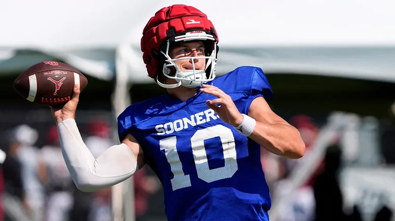 Oklahoma Sooners quarterback John Mateer looks absolutely jacked just in time for fall camp