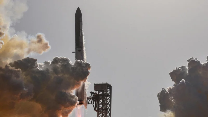SpaceX rocket stage believed to have slammed into Moon