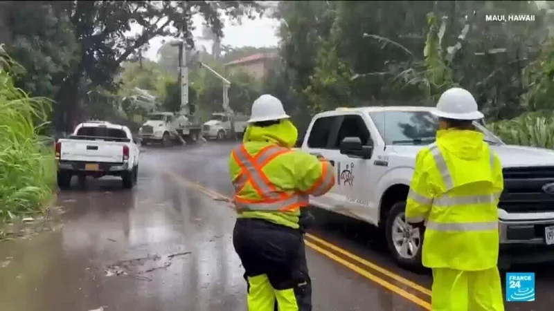 US : Hawaii narrowly avoids direct hit as Hurricane Lala brings strong weather