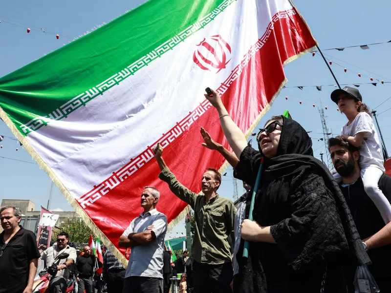 Iran deliberates Hormuz arrangement amid uncertain prospects with US