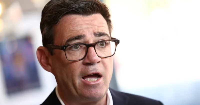 Burnham chairs crisis meeting as UK swelters in extreme heat