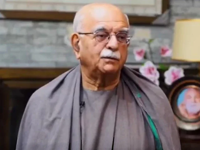 Achakzai pushes PM on new ECP appointments