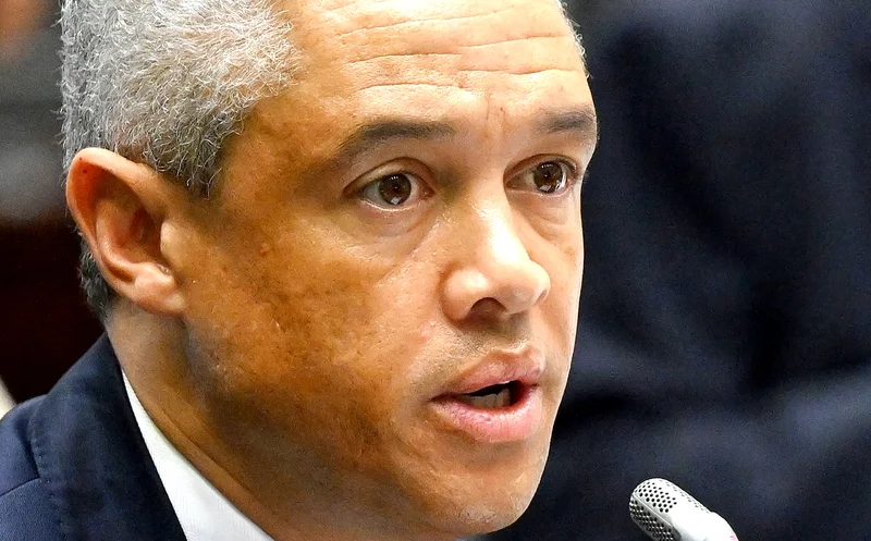 LINE IN THE SAND: Treasury again cracks transfers whip over errant municipalities