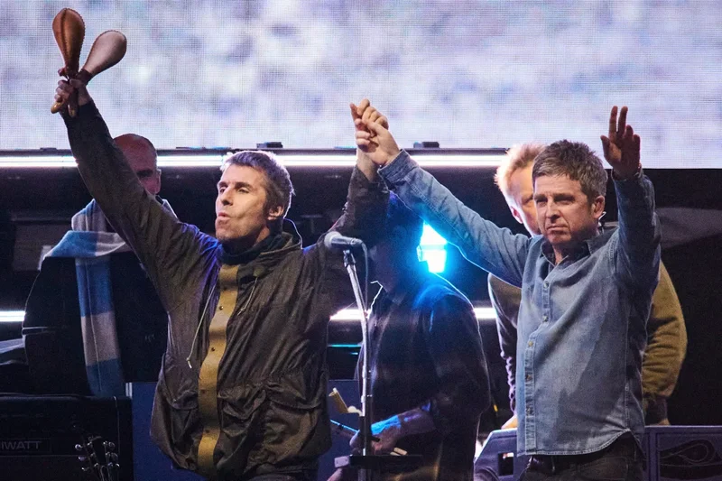 Oasis gig rumours fuelled as tour promoters secure Knebworth licence