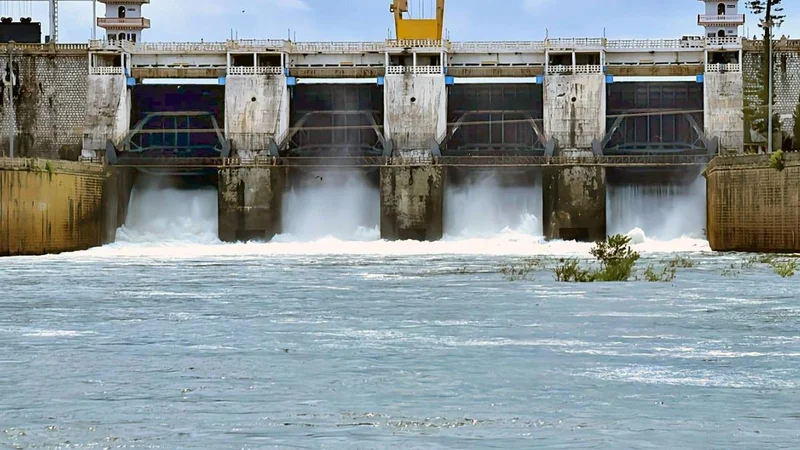 KRS, Kabini water levels continue to rise amid heavy inflows
