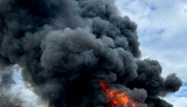 Plume of smoke rises over Yalta; social media reports attack on port
