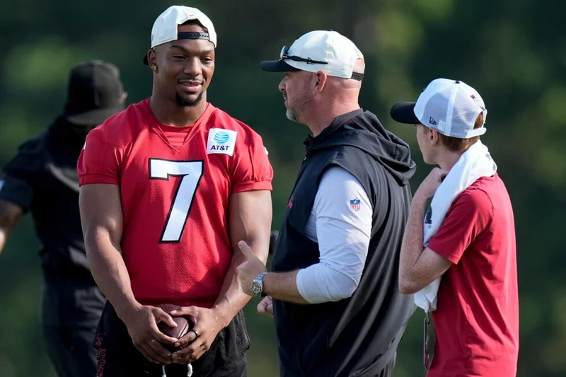 Falcons running back Bijan Robinson is locked up through 2030 after agreeing to a 3-year extension