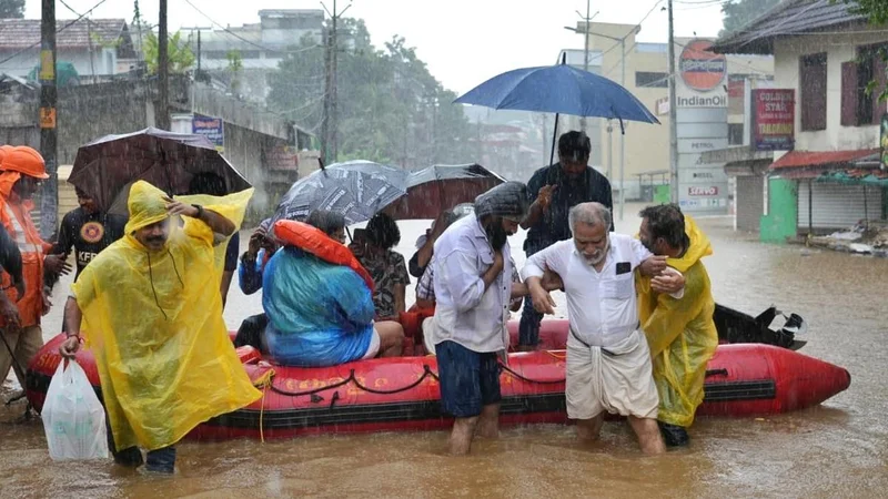 Eight killed as extremely heavy rain batters Kerala