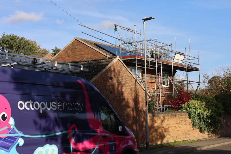 Using solar panels with your heat pump can reduce bills – here’s how