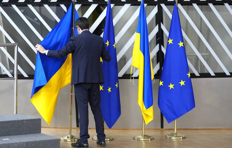 Press Review: EU seeks to prolong Ukraine conflict and NATO prepares Arctic ops
