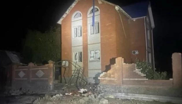 Russians attack Zaporizhzhia, private house damaged