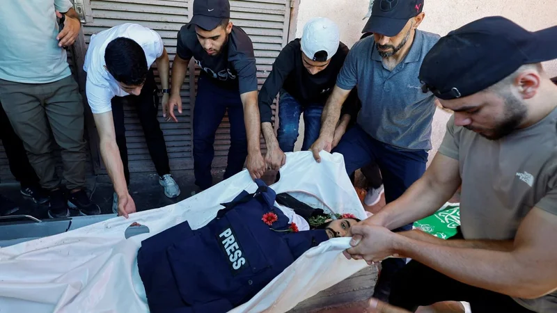 Amid genocide in Gaza, why must Palestinian journalists uphold the illusion of neutrality?