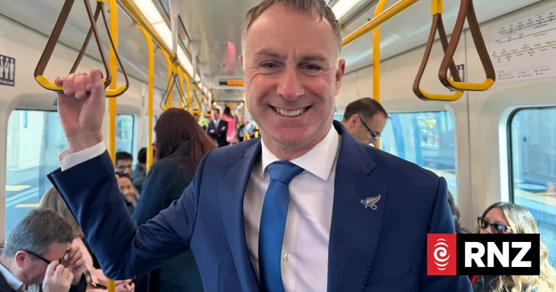 Two new Auckland stations part of $2.4b rail spend