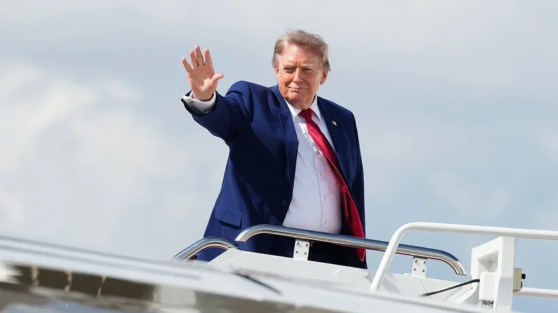 Trump to Axios: "We are low keying it" with Iran