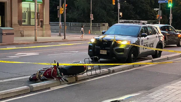 Toronto police officer in hospital after being shot during e-bike robbery investigation