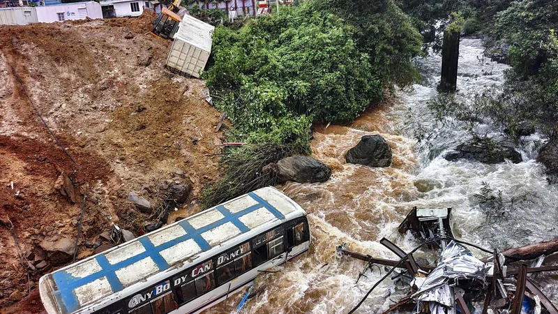 Kerala HC gives State govt. two weeks to inform long-term measures taken after Kalladi debris slip