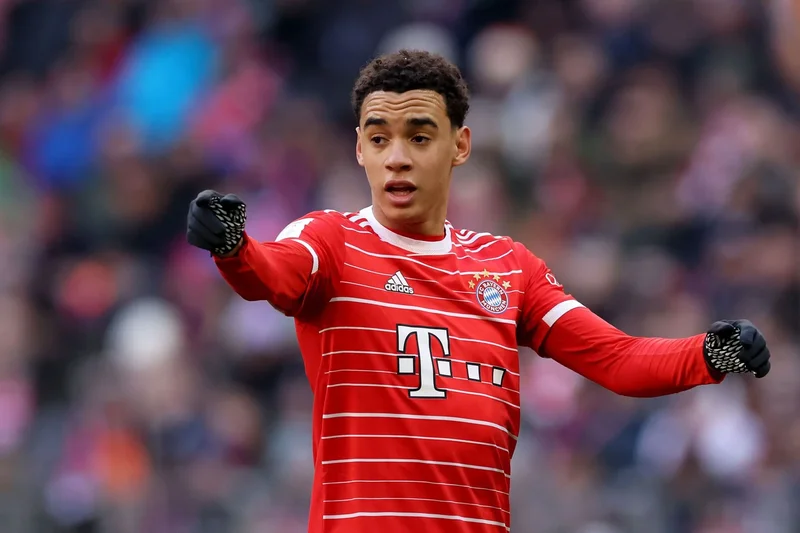 Musiala collapses on pitch again during Bayern Munich match