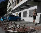 Powerful 7.4 magnitude earthquake strikes western Colombia
