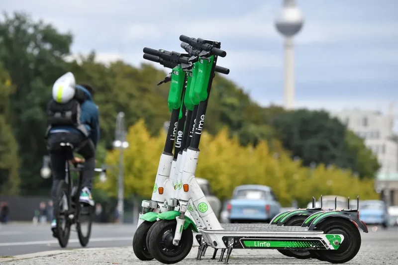 The new (and old) rules for riding an electric scooter in Italy